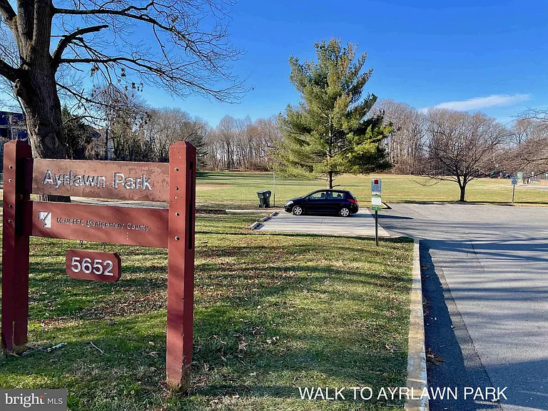 5528 Johnson Ave — Photo 23