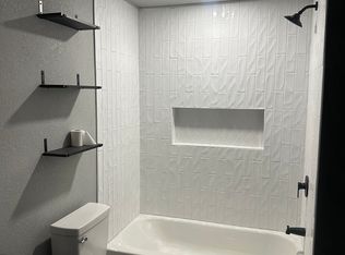 1415 Valley Dr, Longview, TX 75601