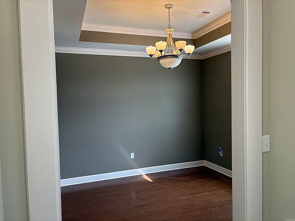 3rd image of 1705 Poteete Dr