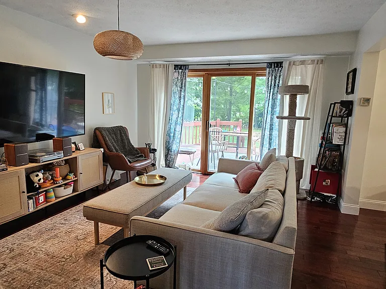 101 Kirby Ln — Photo 21