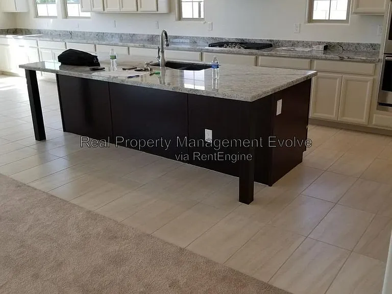 2307 E Mahogany Pl — Photo 10