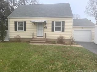 186 Douglas Dr, Meriden, CT 06451