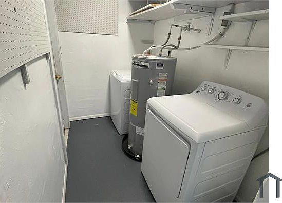 1st image of 21499 Glendale Ave