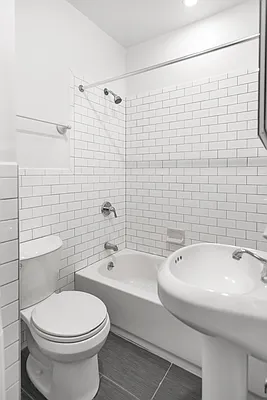 Rented by Century 21 Metropolitan | media 6