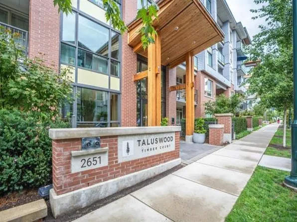 2651 Library Ln #122, North Vancouver, BC V7J 0C1