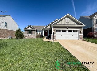 9286 Maple Brook St, Centerville, OH 45458
