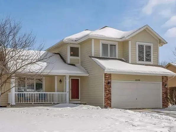 1235 65th Pl, West Des Moines, IA 50266