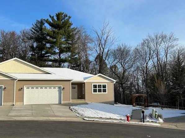 318 Creekside COURT, Watertown, WI 53098