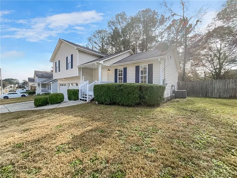 392 River Trace Dr — Photo 18
