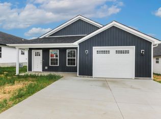 194 Charles Carr Dr, Harrodsburg, KY