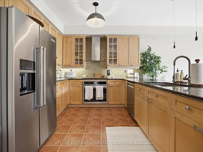 46 Sarah Ashbridge Ave — Photo 11