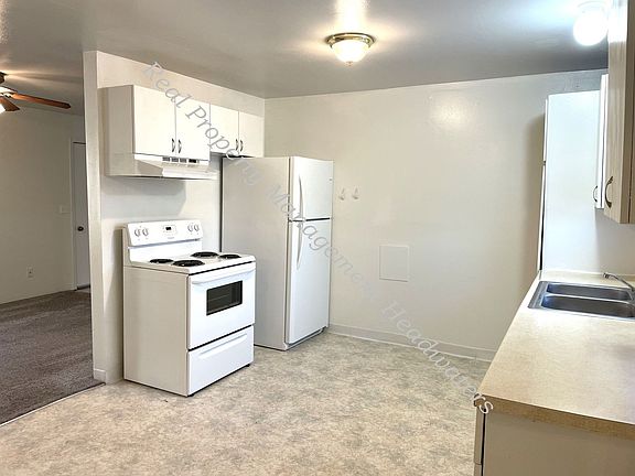 5th image of 929 Mitchell St #1