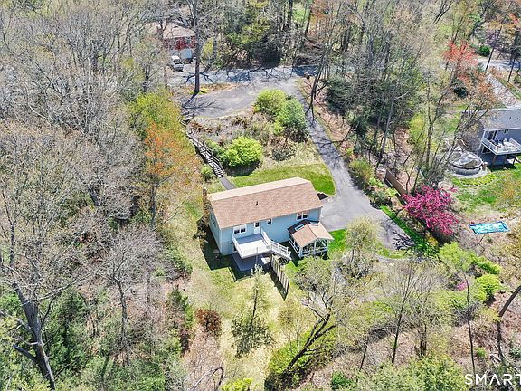 4th image of 129 Conklin Road