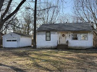 2105 S Johnstone Ave, Bartlesville, OK 74003