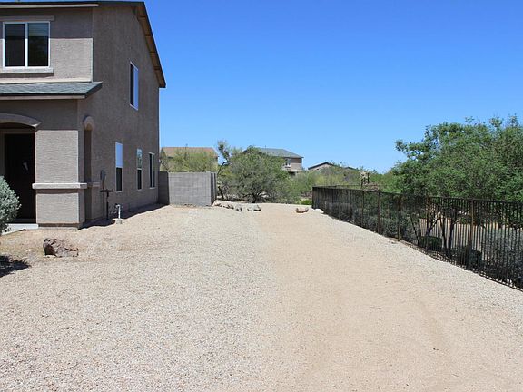 3rd image of 1020 W Camino Hombre Viejo
