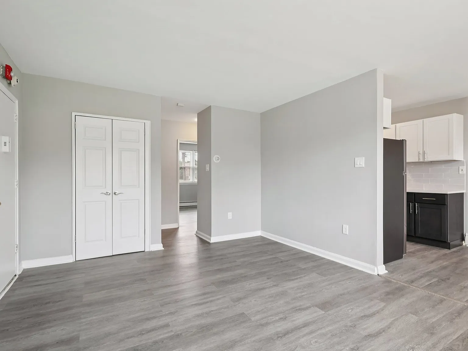 Mt. Vernon Apartments — Photo 3