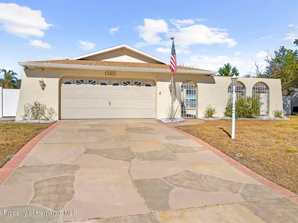 6135 Alderwood St, Spring Hill, FL 34606
