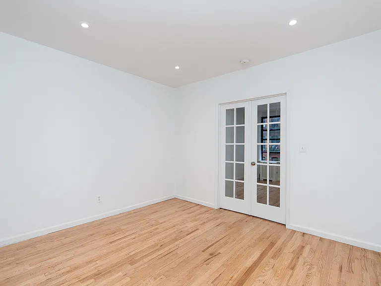 213 E 88th St #3FE — Photo 9