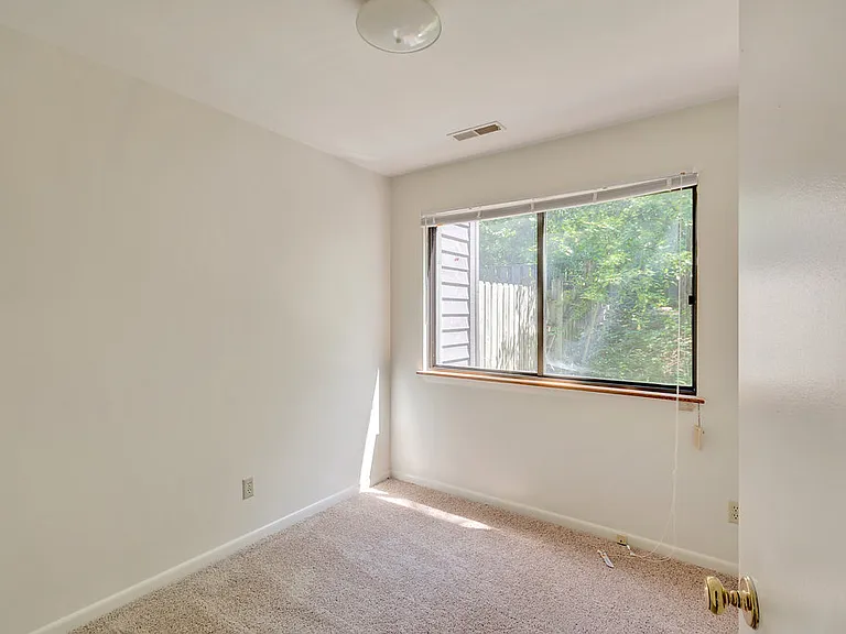 1543 Birnam Dr — Photo 7