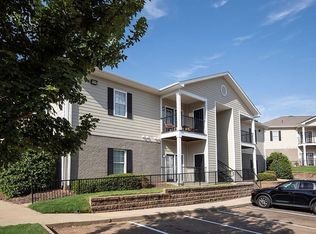 1021 Molly Barr Rd UNIT 28, Oxford, MS 38655