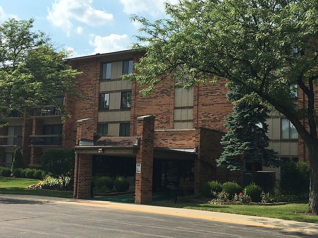 1st image of 77 Lake Hinsdale Dr APT 405