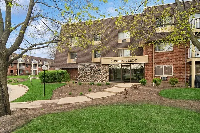 5 Villa Verde Dr #115 — Photo 13