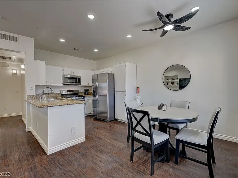 251 S Green Valley Pkwy #4822 — Photo 11