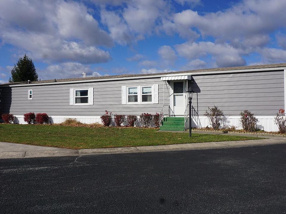 1st image of 572 Miles Standish Dr