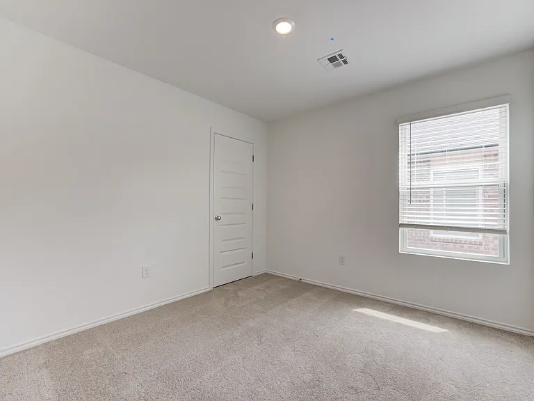 6148 Western Redbud Trl — Photo 34