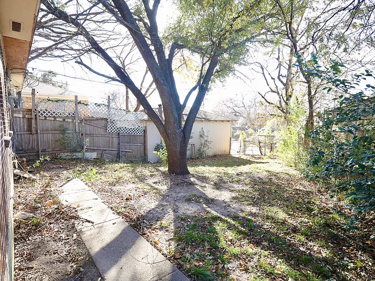 7929 Millstone Dr — Photo 7