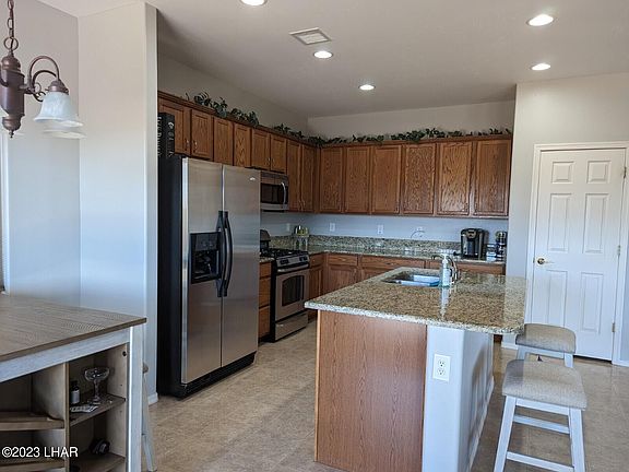 5th image of 1744 E Azalea Ave