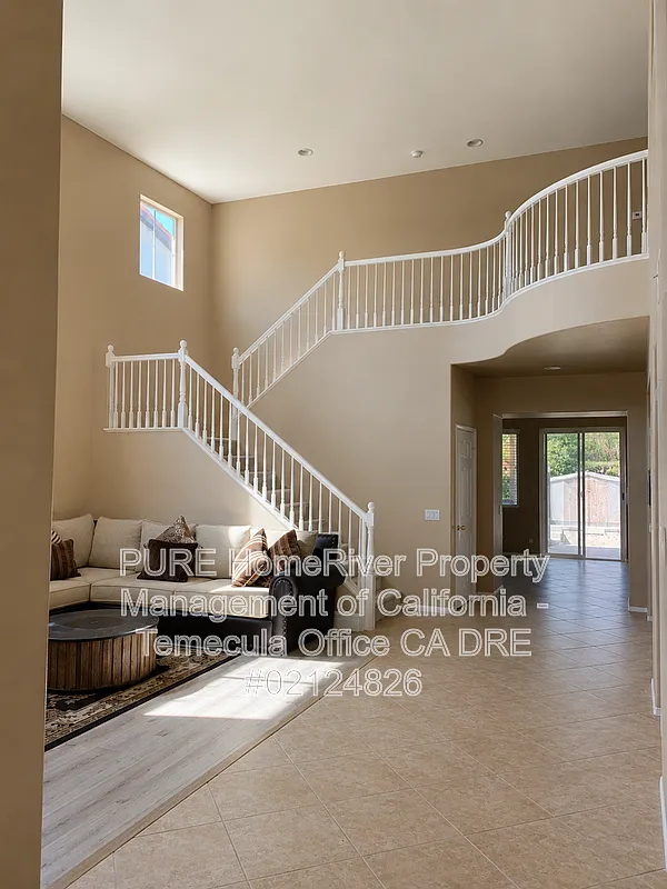 4 bed, 3.0 bath, 3306 sqft, $3,795 — Photo 2
