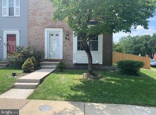 10 Prestwick Sq, Catonsville, MD 21228