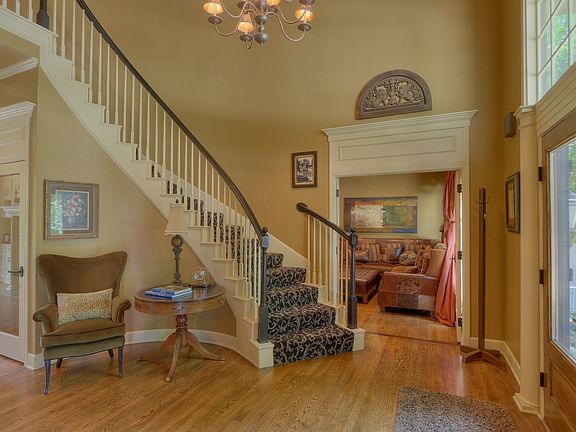 3rd image of 4412 W 150th St