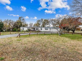 9519 SW Santa Fe Lake Rd, Augusta, KS 67010