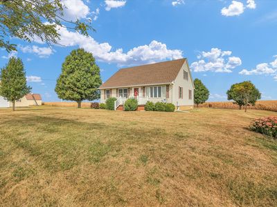 2151 E 2600 North Rd, Armstrong, IL, 61812