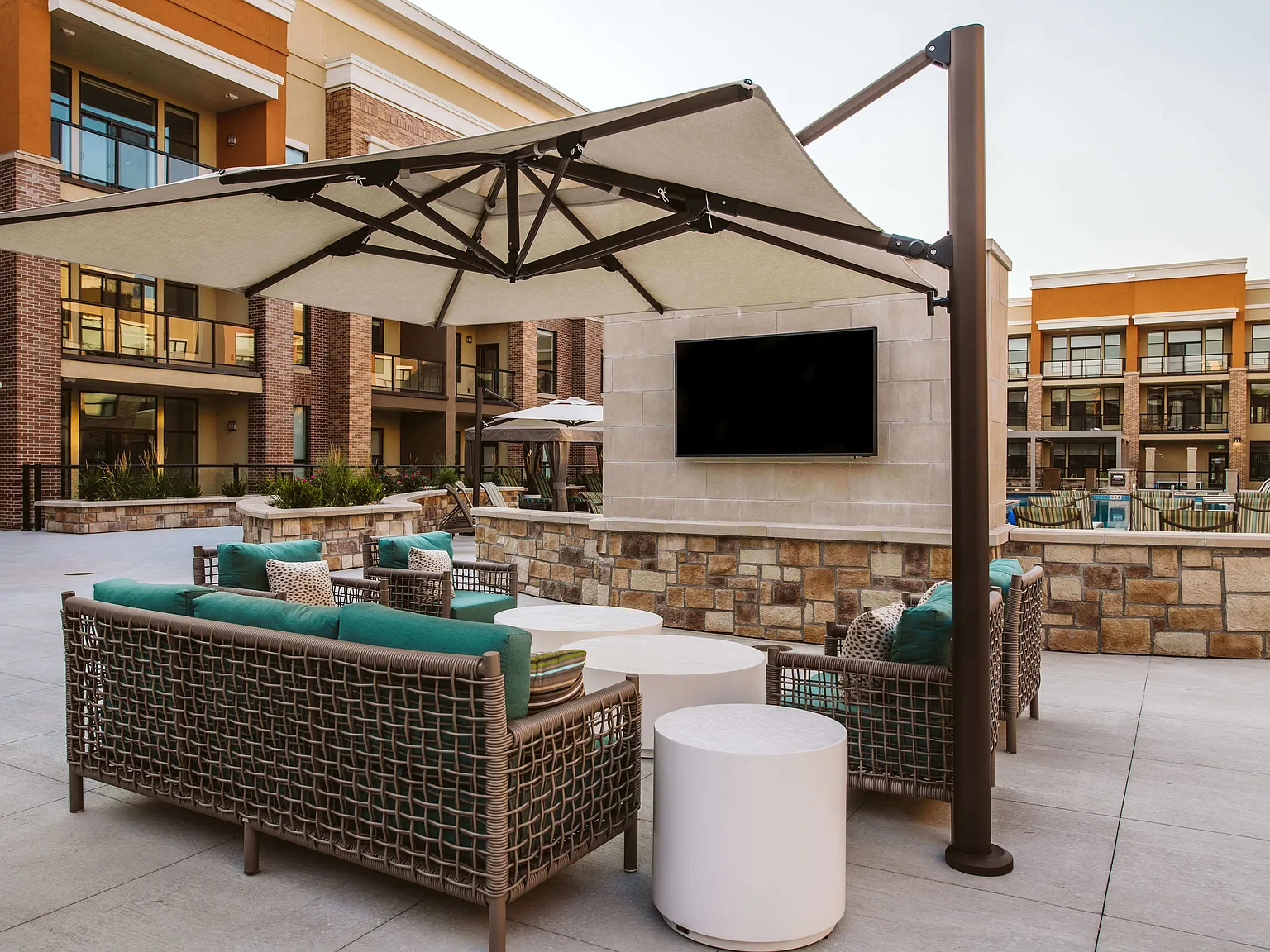 The Apex at CityPlace — Photo 3