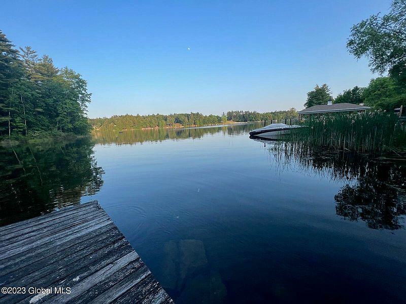 4th image of 226 Hadlock Pond Road