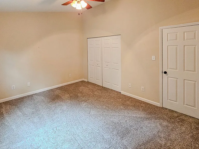 2146 Belle Terra Rd — Photo 11
