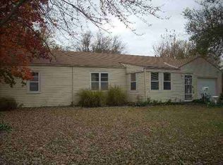 2102 S Wallace St, Wichita, KS 67218