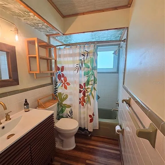 1435 Santa Clara Dr — Photo 8
