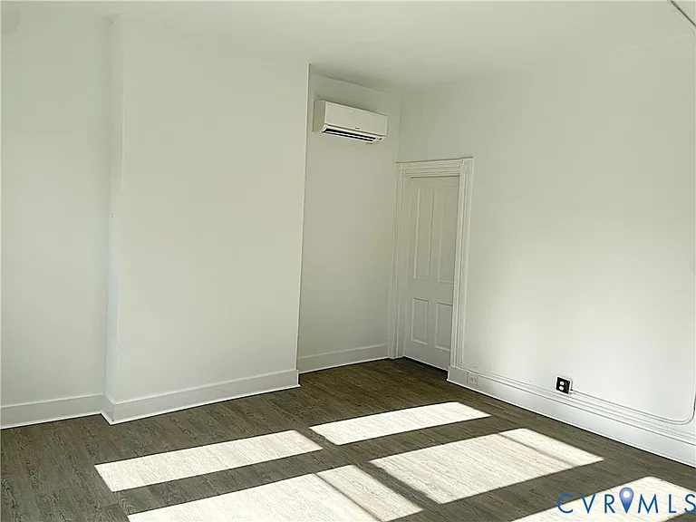 102 N Lombardy St #2 — Photo 4