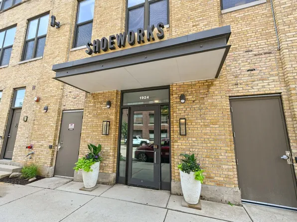 1924 North Hubbard STREET #218, Milwaukee, WI 53212