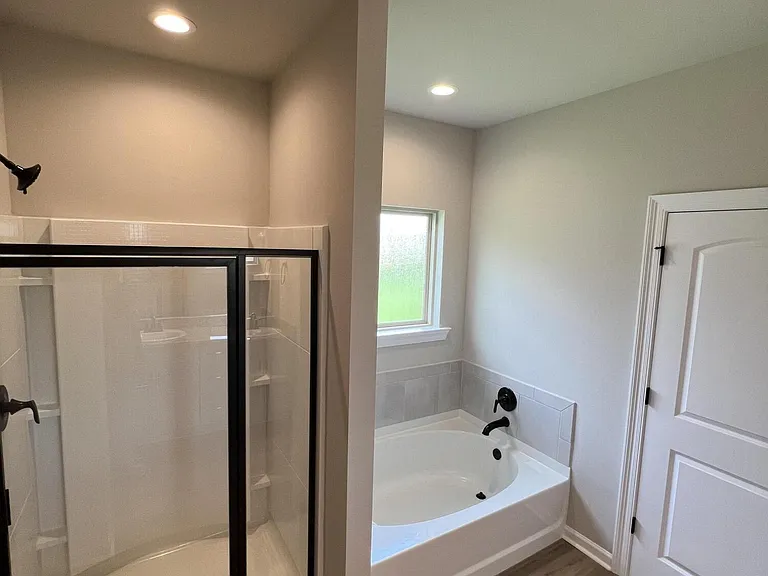 307 Grassy Meadows Ln — Photo 24