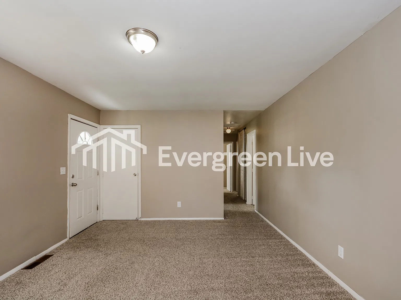 3 bed, 1.0 bath, 1000 sqft, $1,445 — Photo 4