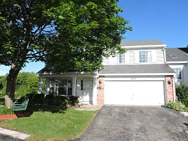 1st image of 823 Dogwood Ln