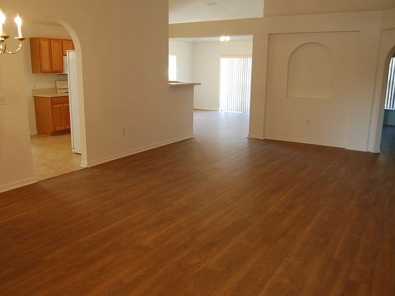 Formal Dining / Family Room