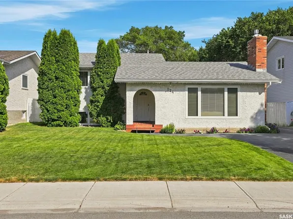 174 Green Meadow ROAD, Regina, SK S4V 0A8