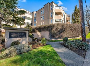 Columbia Place, Saanich, BC V9A 1L8