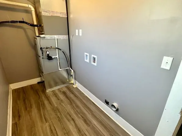 406 N Perkins St #1/2, Rushville, IN 46173